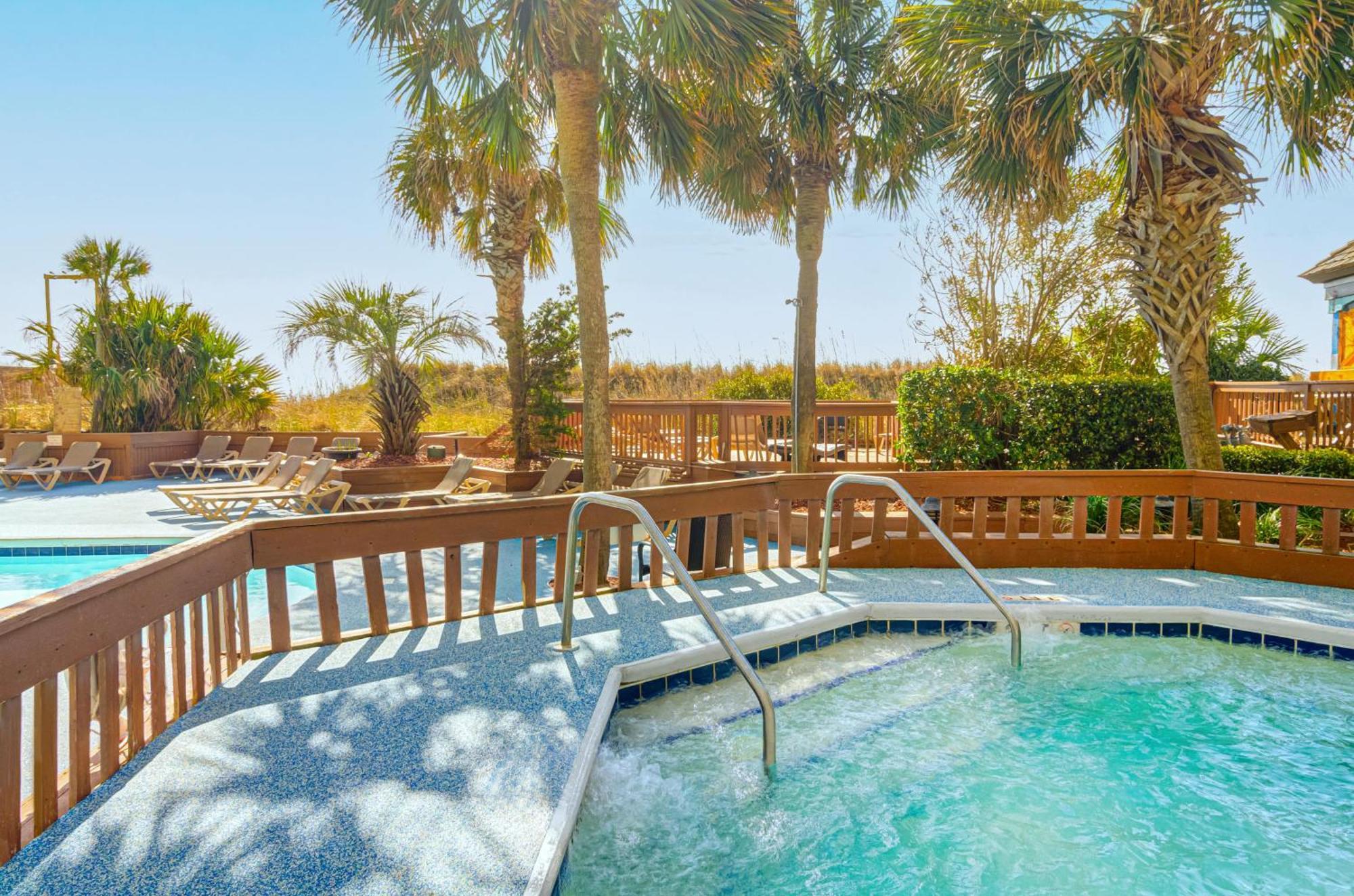 Beach Cove Resort Atlantic Beach Экстерьер фото