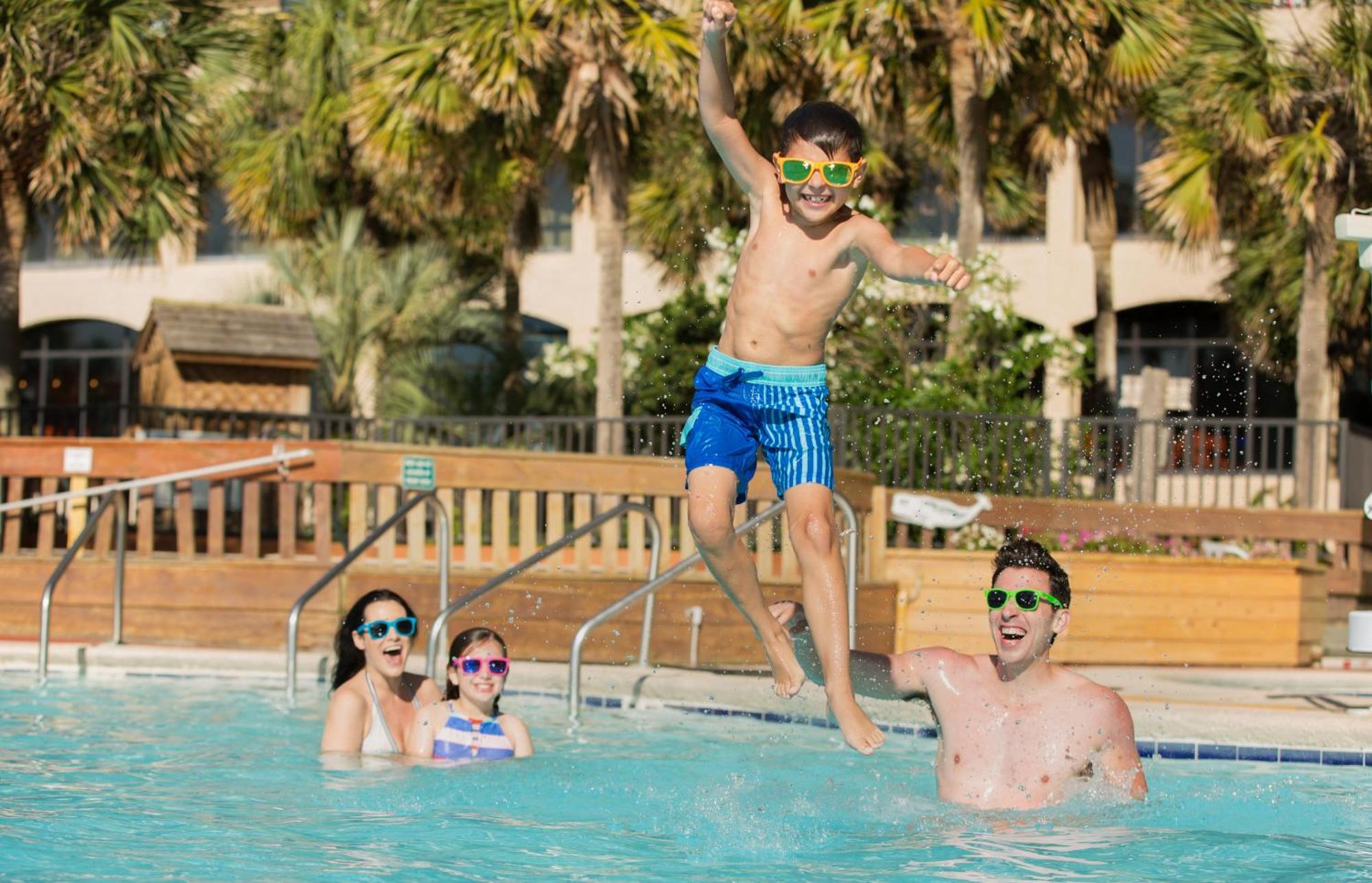 Beach Cove Resort Atlantic Beach Экстерьер фото